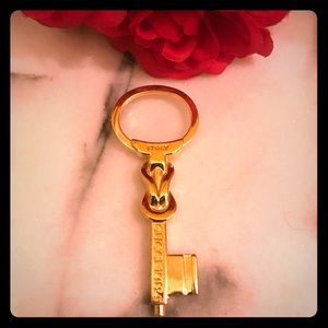 🍃🌹Authentic Gucci Key Ring🌹🍃